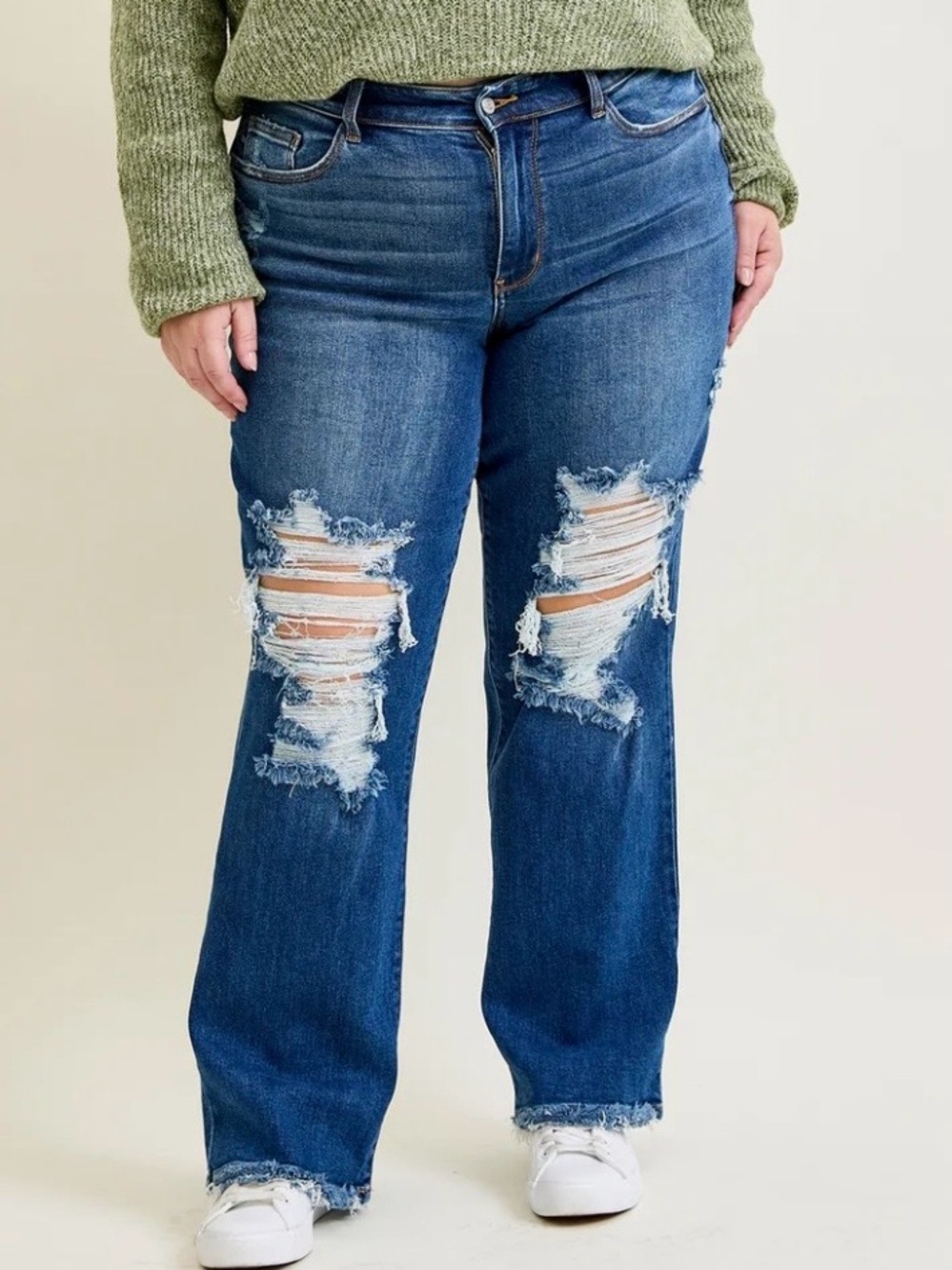 Judy Blue Brett Distressed Dad Jeans.